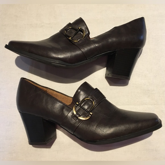 Shoes - Picture 6 of 6